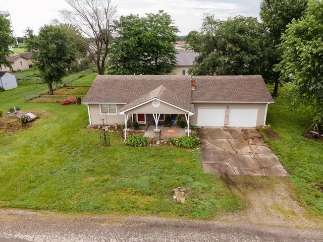 $200,000 | 106 South Clark Street, Adrian, MO 64720