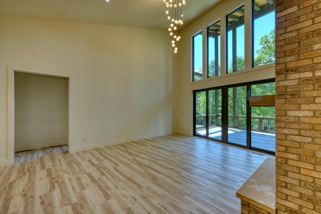 500 Williamstown Road Mineral Bluff, GA 30559 - Photo 13 of 71 Main House Living Room