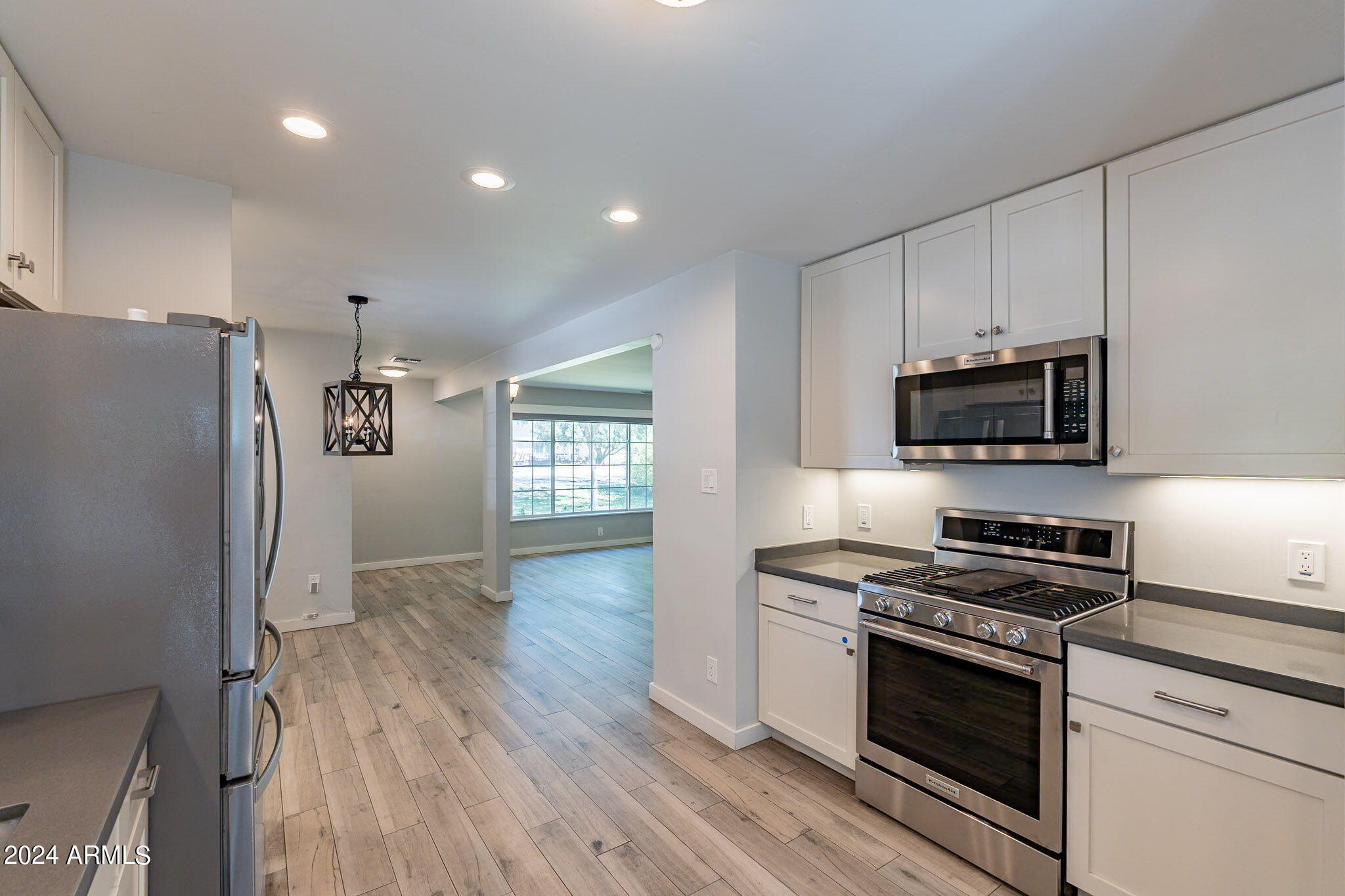 1821 East Bethany Home Road Phoenix, AZ 85016 - Photo 9 of 22 Kitchen 3