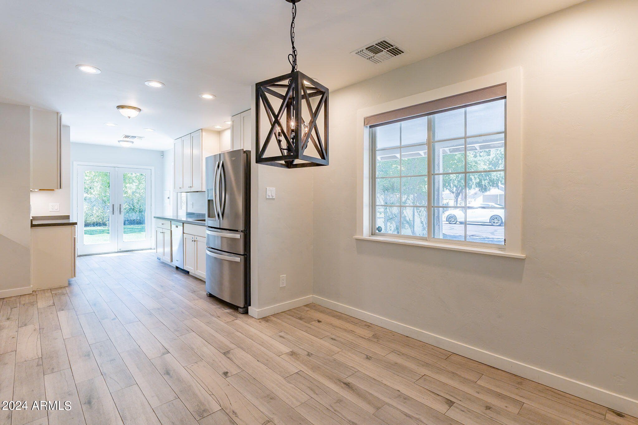 1821 East Bethany Home Road Phoenix, AZ 85016 - Photo 10 of 22 Dining to Kitchen