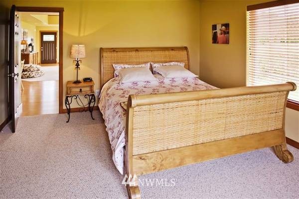 1217 Hovel Road Sumas, WA 98295 - Photo 8 of 16
