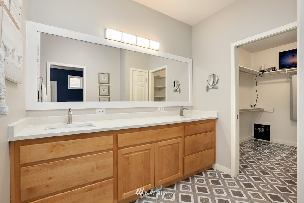 10522 Wagner Road Snohomish, WA 98290 - Photo 15 of 40