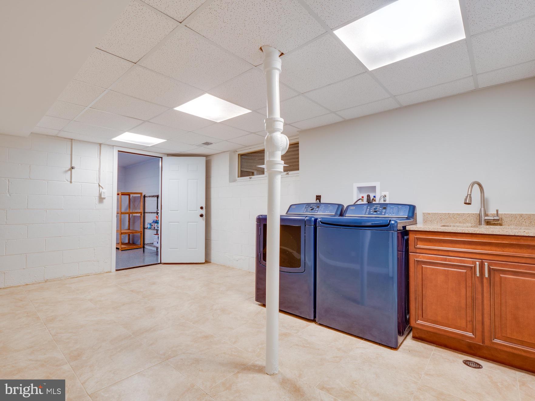 3725 Military Road Arlington, VA 22207 - Photo 23 of 33 Entry level laundry/storage room w/ garage access