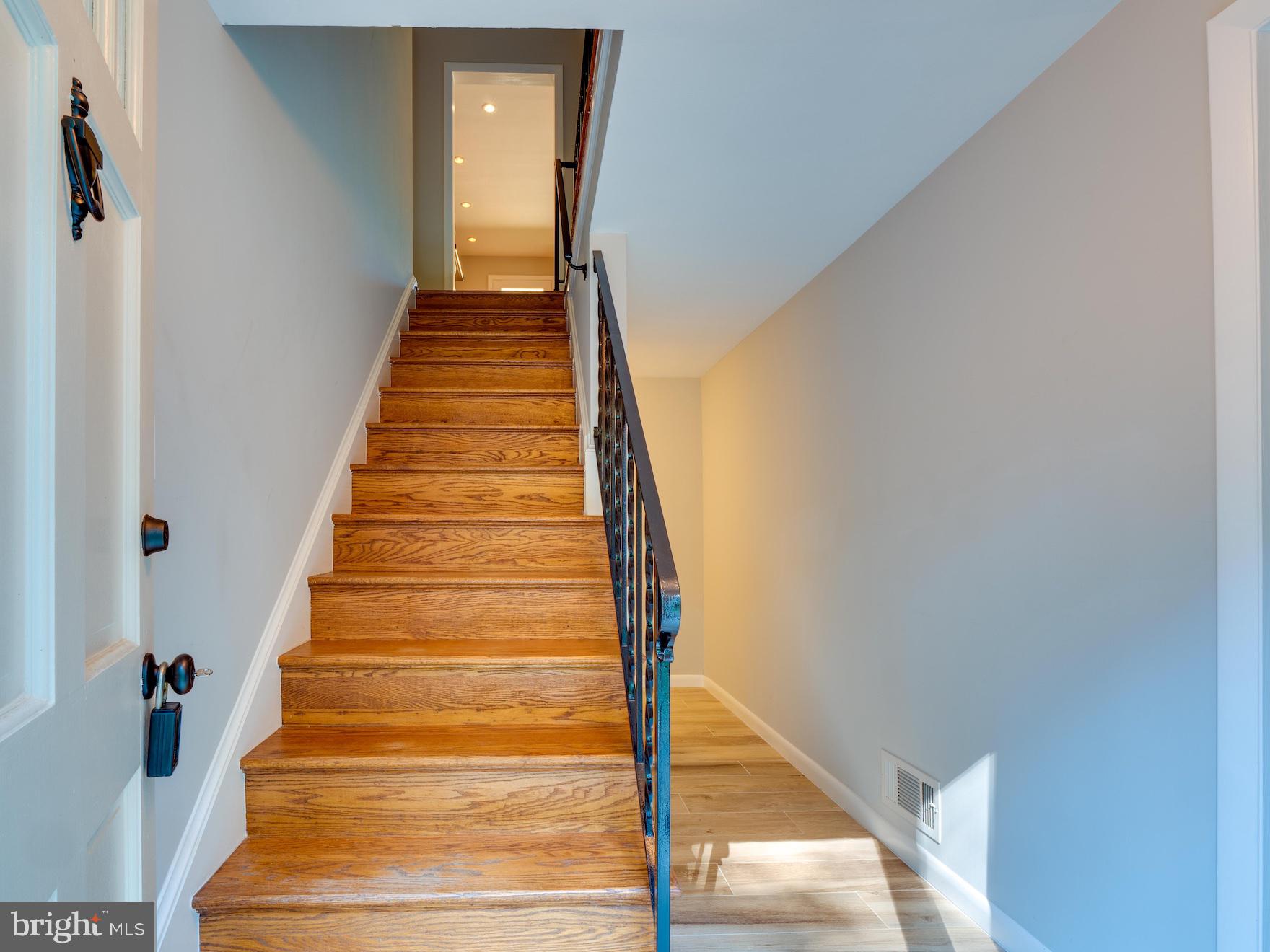3725 Military Road Arlington, VA 22207 - Photo 24 of 33 Main staircase