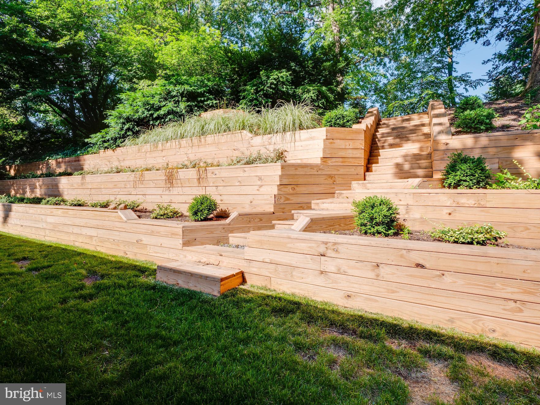 3725 Military Road Arlington, VA 22207 - Photo 28 of 33 Tiered garden leading to rear yard