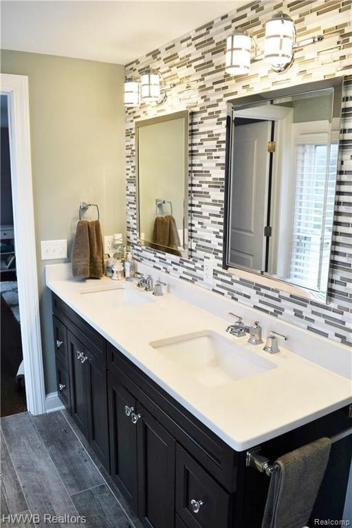 981 Hemlock Drive Rochester, MI 48307 - Photo 31 of 40 Gallery Image 31