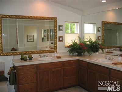10 Ripley Way Novato, CA 94949 - Photo 10 of 12 Master Bathroom with large Tub and seperate Shower stall. Ample Walk in closet.