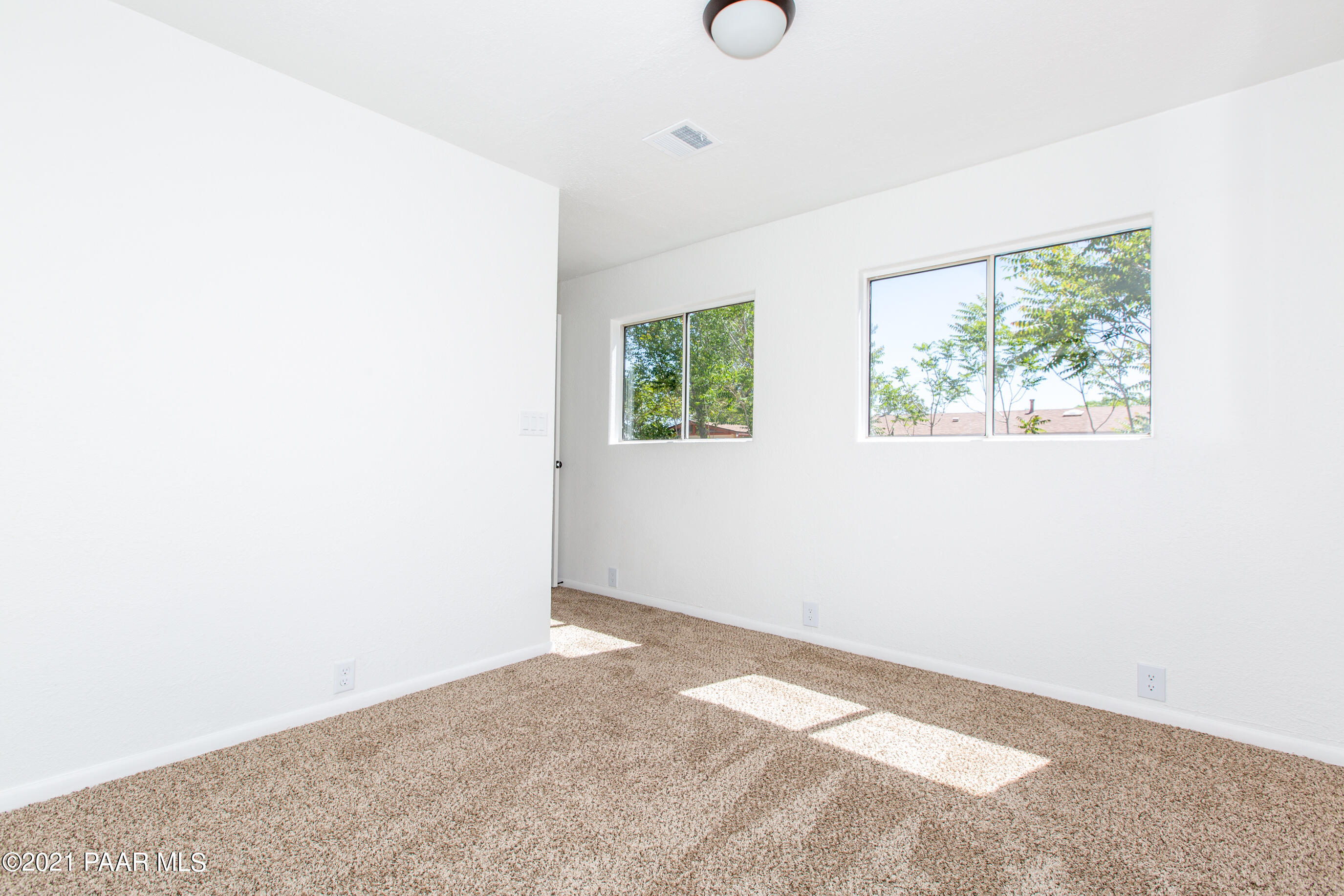 3575 North Tower Road Prescott Valley, AZ 86314 - Photo 23 of 30 Second Master Suite