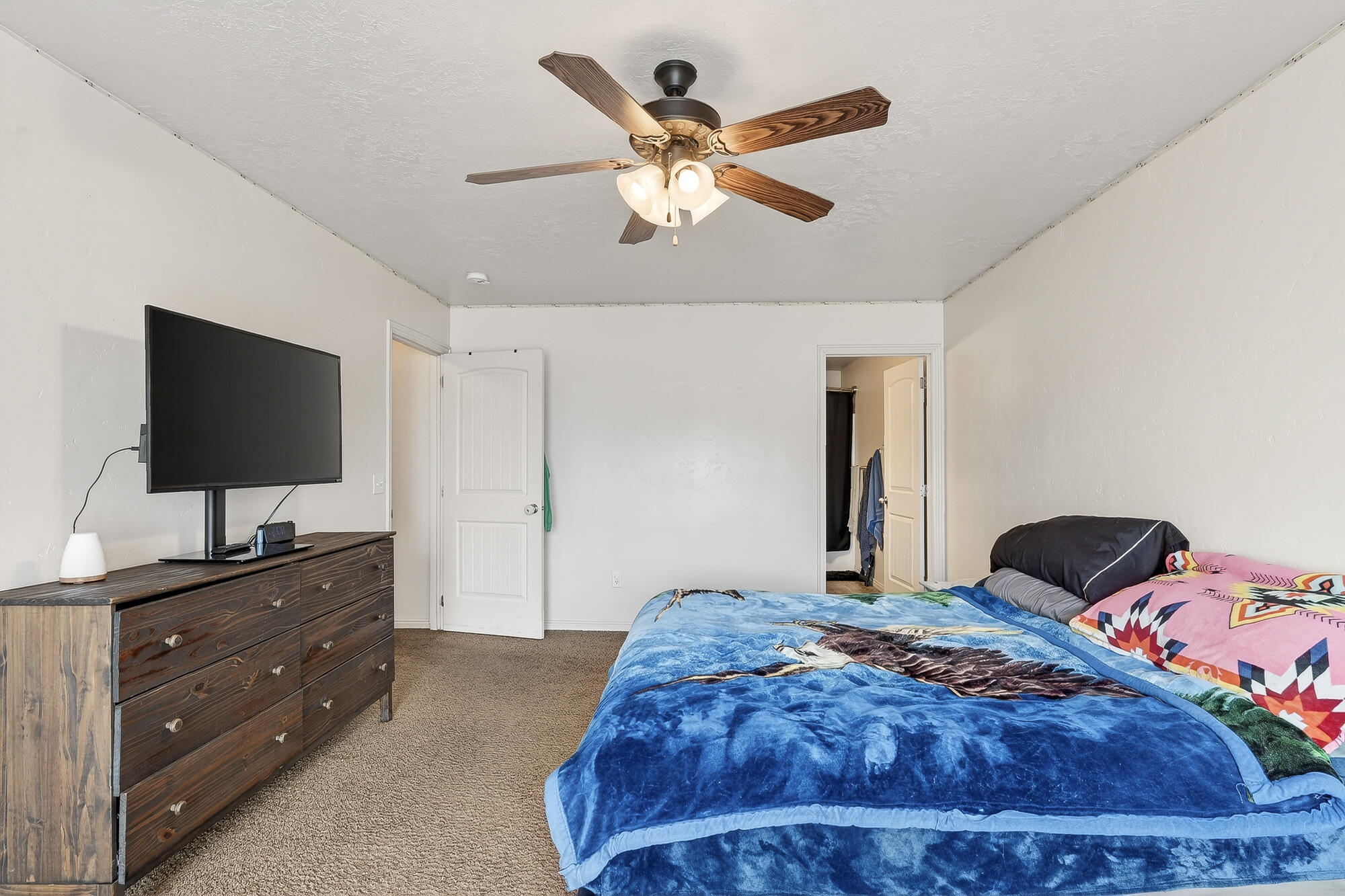 577-593 East Nichols Canyon Road, Unit 577579 & 591593 RV GARAGE Cedar City, UT 84721 - Photo 88 of 102 Bedroom 1