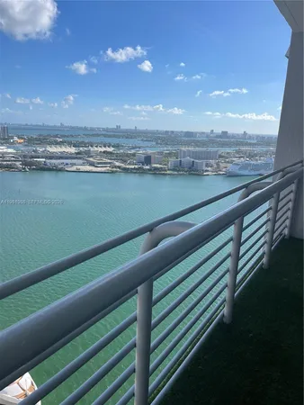 $473,000 | 335 South Biscayne Boulevard, Unit 3610, Miami, FL 33131