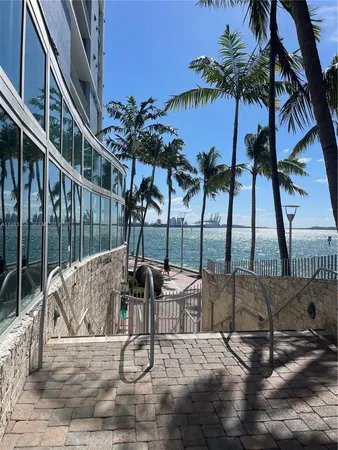 $473,000 | 335 South Biscayne Boulevard, Unit 3610, Miami, FL 33131