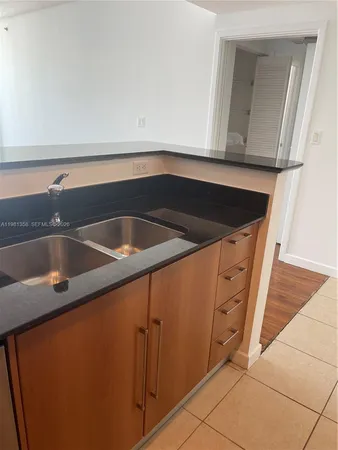 $473,000 | 335 South Biscayne Boulevard, Unit 3610, Miami, FL 33131