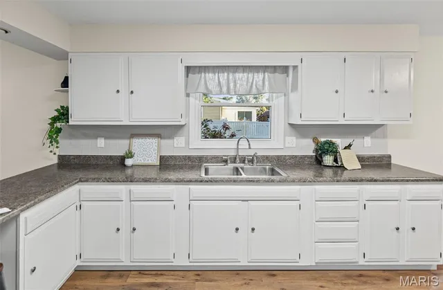 $225,900 | 201 Utah Place, Bethalto, IL 62010