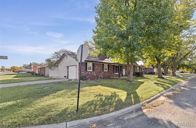 $225,900 | 201 Utah Place, Bethalto, IL 62010