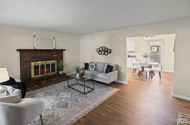 $225,900 | 201 Utah Place, Bethalto, IL 62010