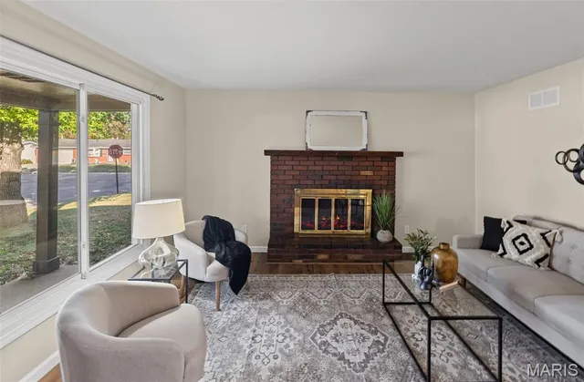 $225,900 | 201 Utah Place, Bethalto, IL 62010