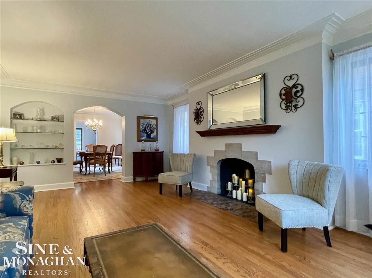 267 Merriweather Road Grosse Pointe Farms, MI 48236 - Photo 12 of 34