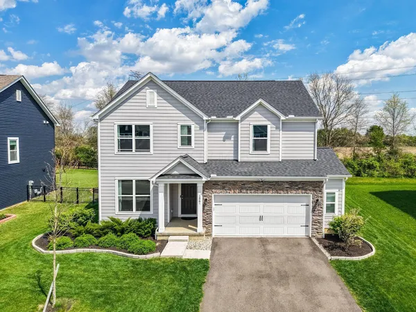 $529,900 | 156 Silver Pne Lane, Lewis Center, OH 43035