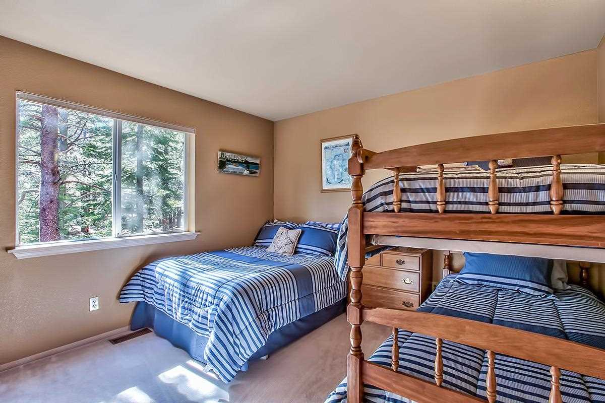 11539 Chalet Road, Unit 11 Truckee, CA 96161 - Photo 12 of 14 Large Guest Bedroom