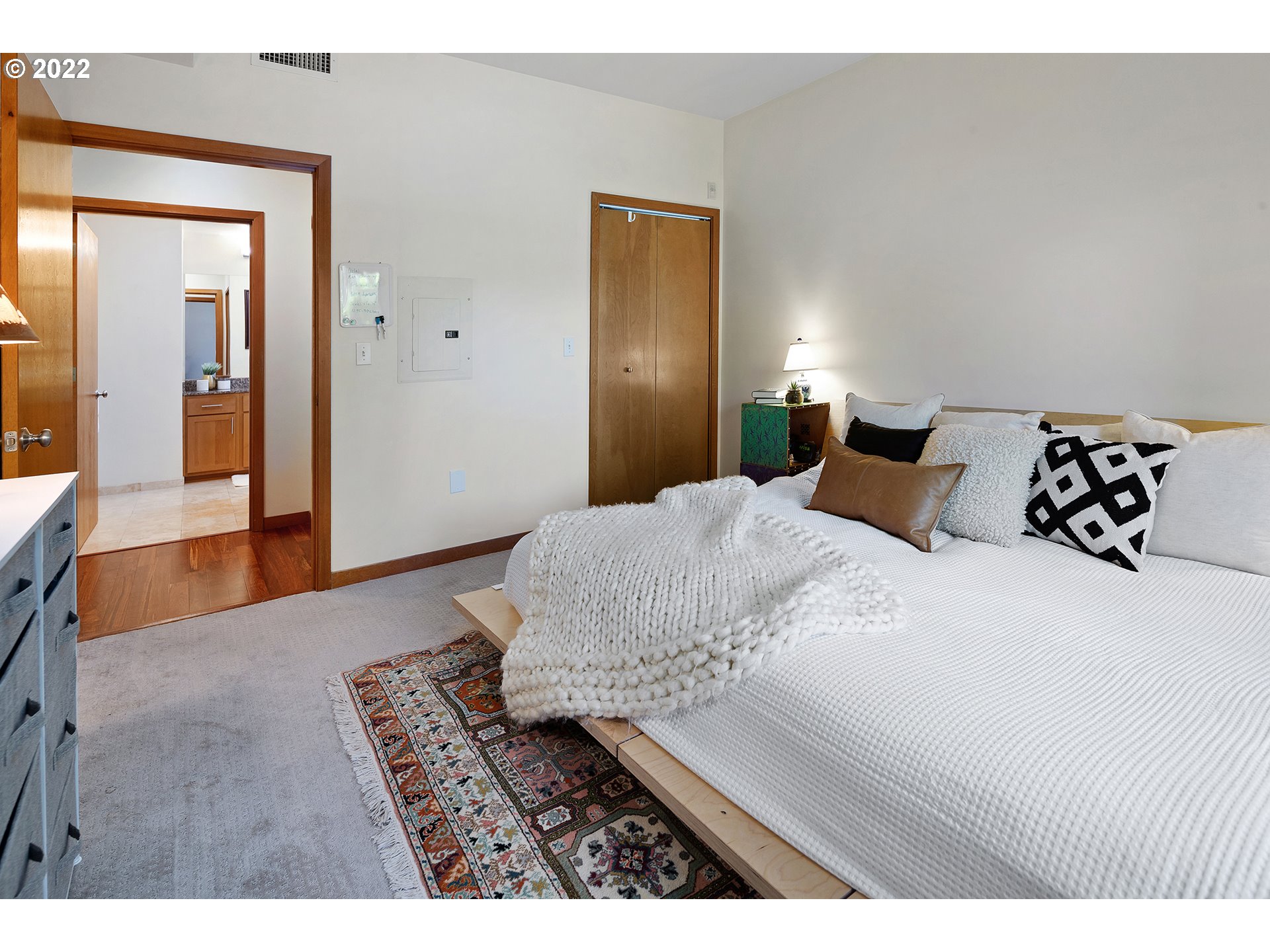 2335 Northwest Raleigh Street, Unit 235 Portland, OR 97210 - Photo 19 of 28 Gallery Image 19