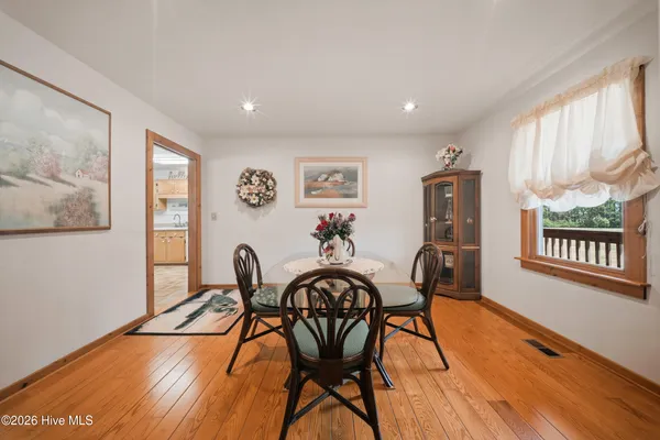 $695,000 | 251 South Trotman Road, Camden, NC 27921