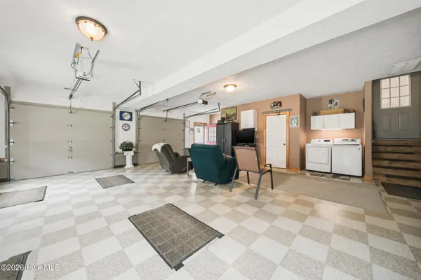 $695,000 | 251 South Trotman Road, Camden, NC 27921