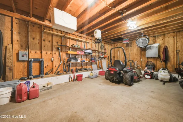 $695,000 | 251 South Trotman Road, Camden, NC 27921