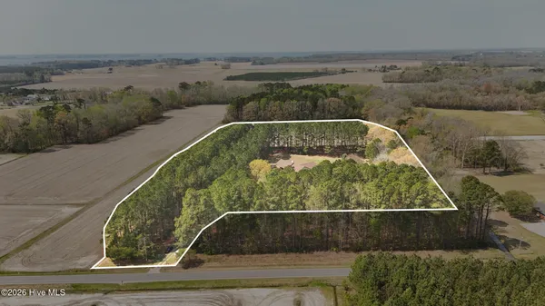 $695,000 | 251 South Trotman Road, Camden, NC 27921