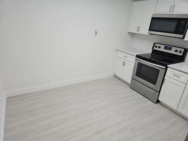 $1,100 | 815 Dundas Court, Unit A, Fort Pierce, FL 34950