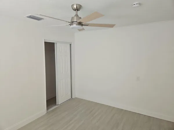 $1,100 | 815 Dundas Court, Unit A, Fort Pierce, FL 34950