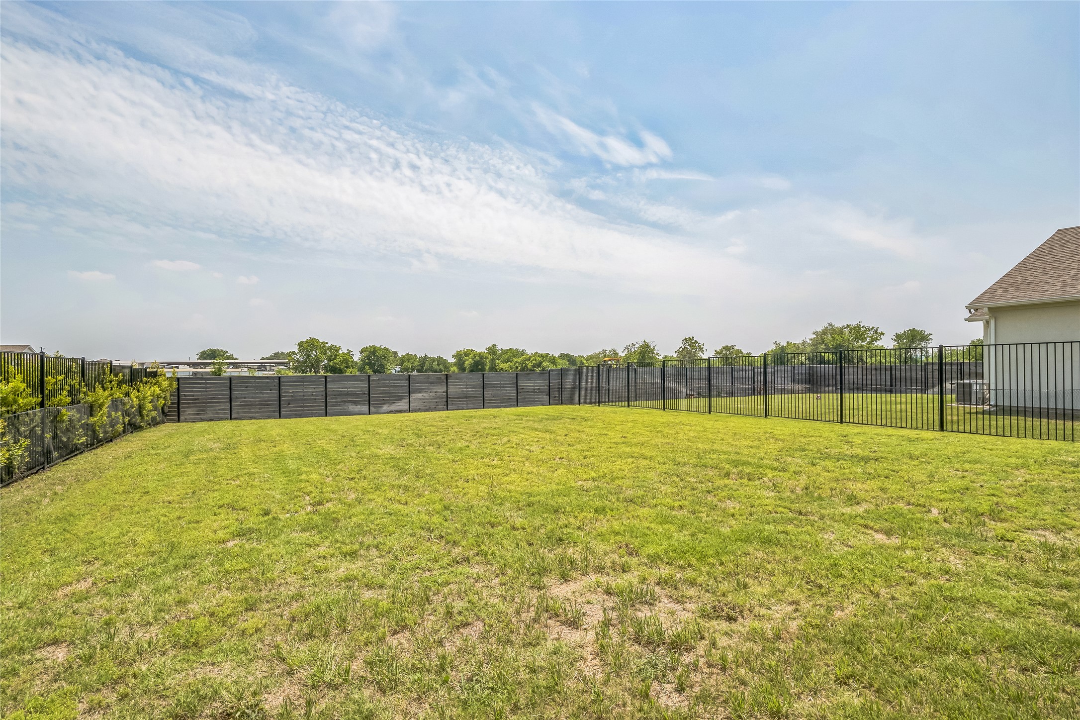 3706 Mesquite Vly Road Georgetown, TX 78628 - Photo 26 of 30 View of yard