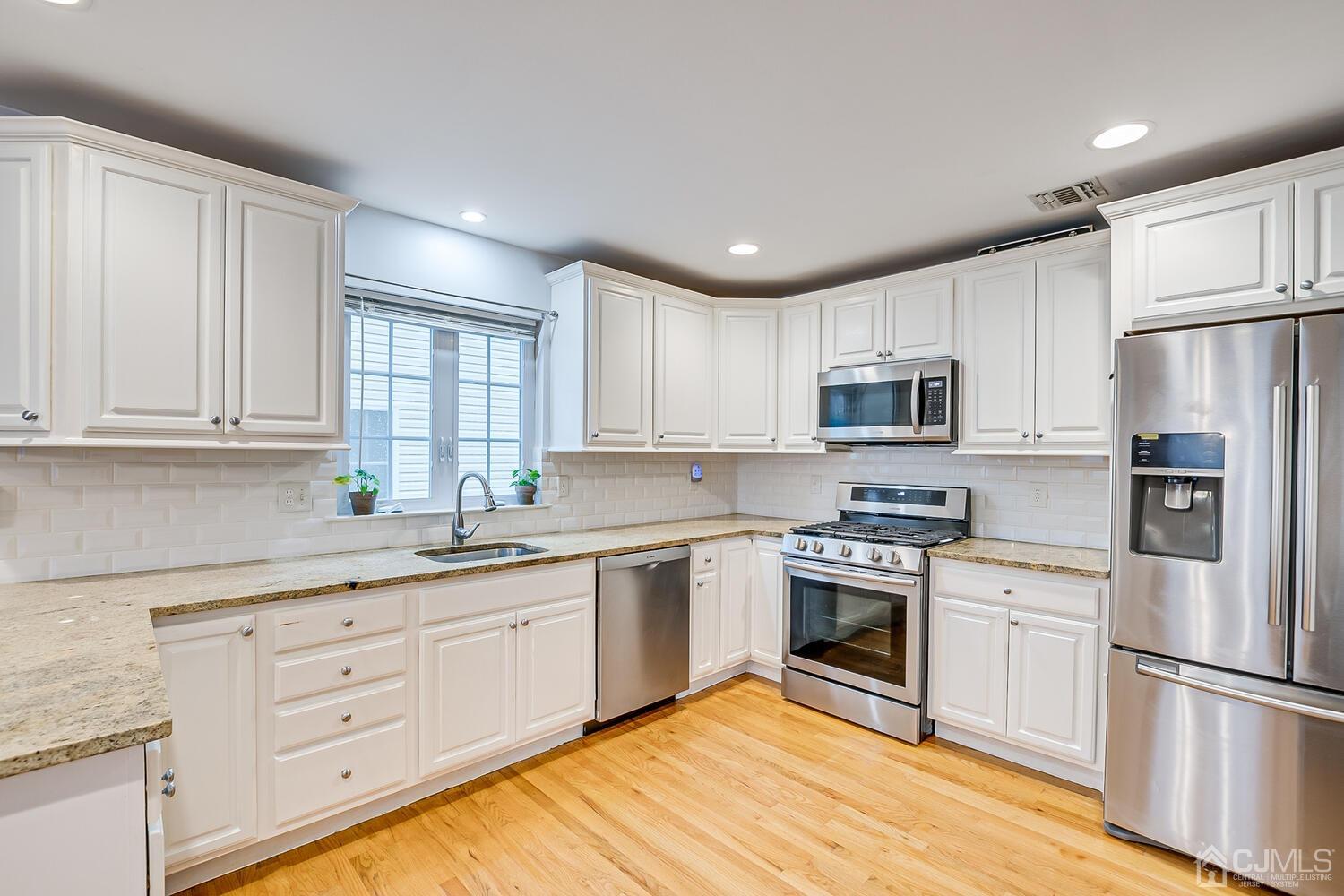 659 River Road Rahway, NJ 07065 - Photo 8 of 18 Gallery Image 8