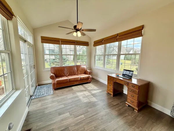 $595,000 | 1167 Kingsley Lane, Aurora, IL 60505