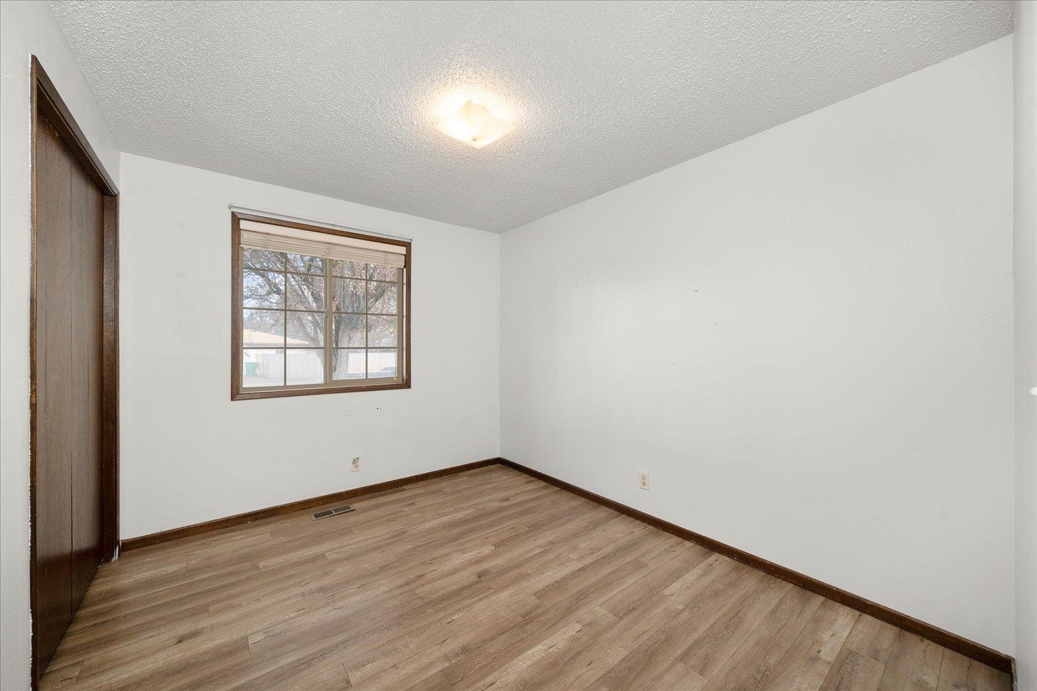 2106 South Bolivar Road Spokane Valley, WA 99037 - Photo 18 of 41 Gallery Image 18