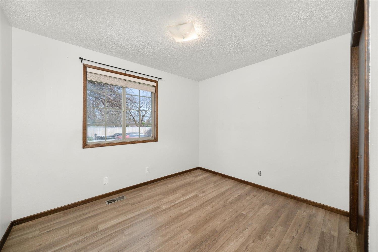 2106 South Bolivar Road Spokane Valley, WA 99037 - Photo 19 of 41 Gallery Image 19