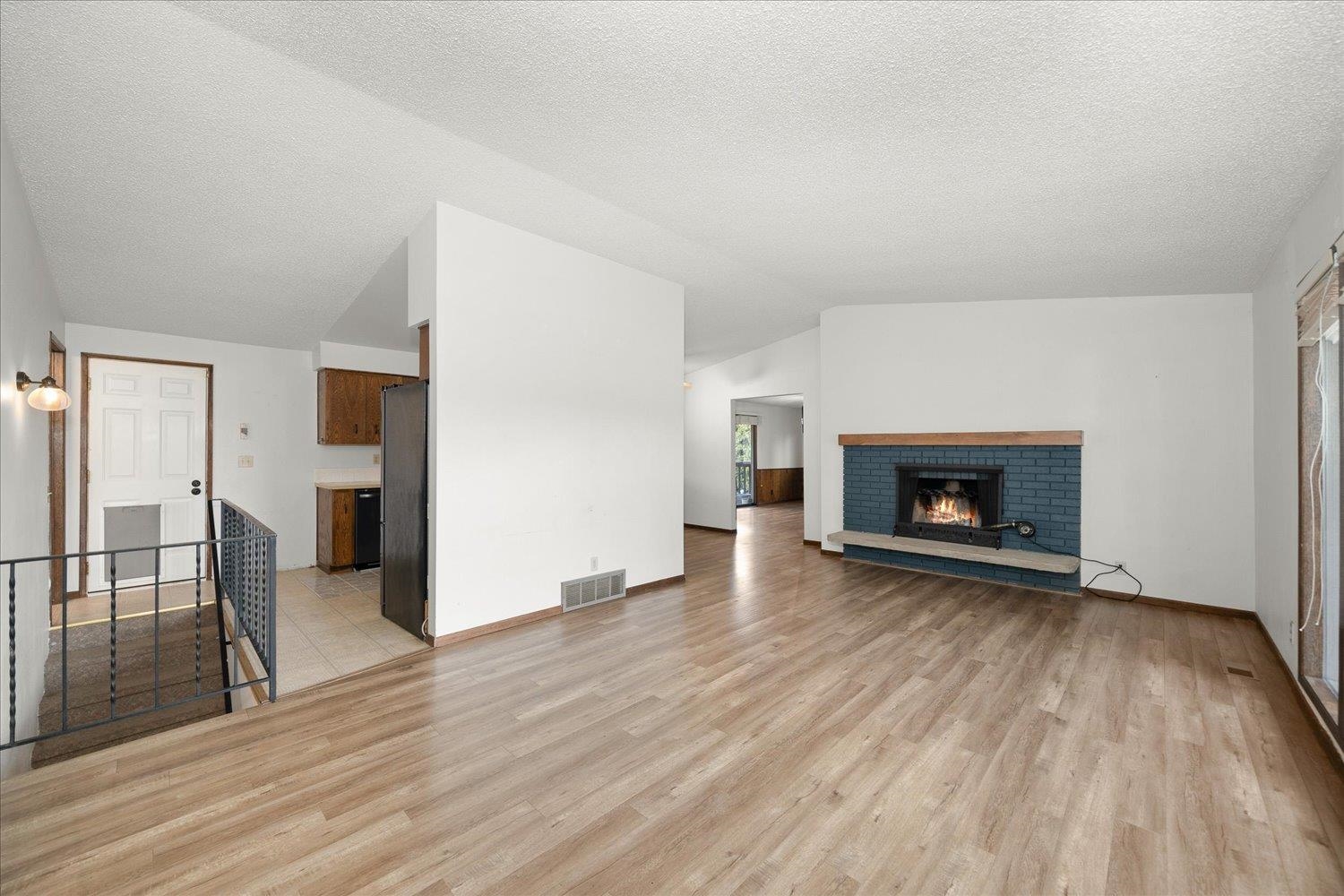 2106 South Bolivar Road Spokane Valley, WA 99037 - Photo 5 of 41 Gallery Image 5