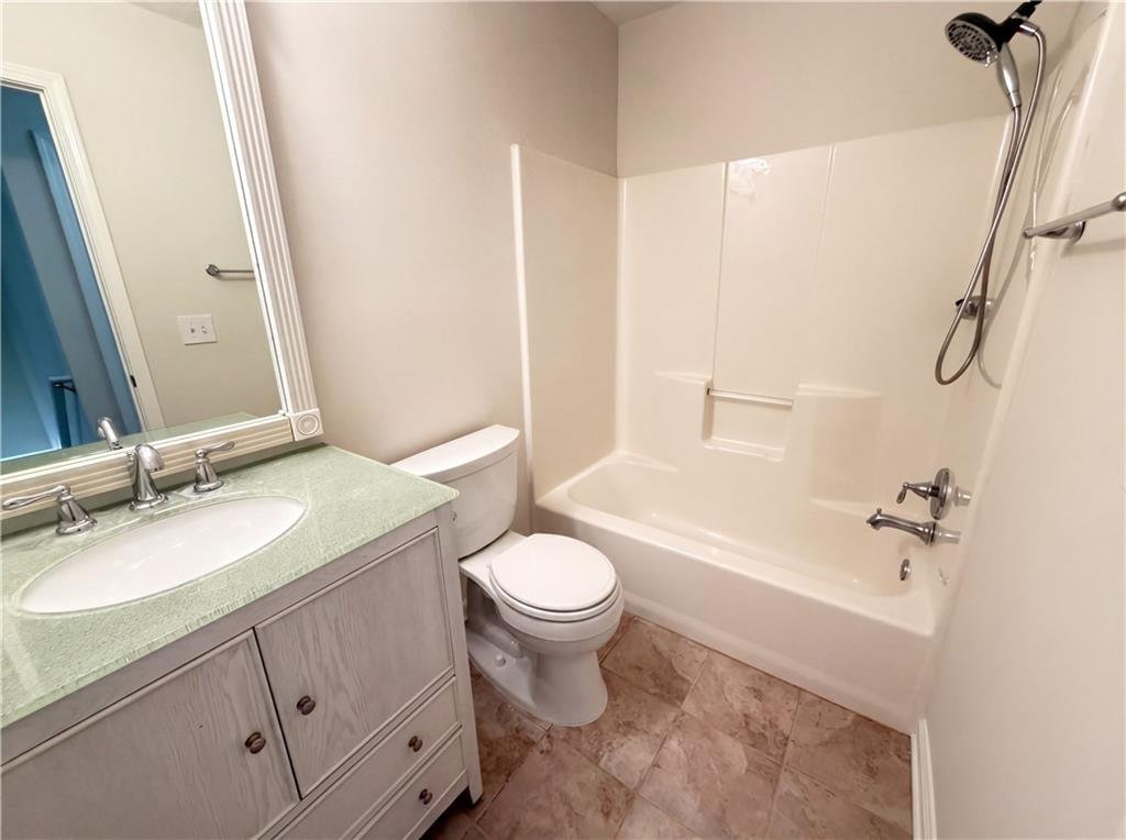 13331 Harpley Court Alpharetta, GA 30004 - Photo 15 of 20