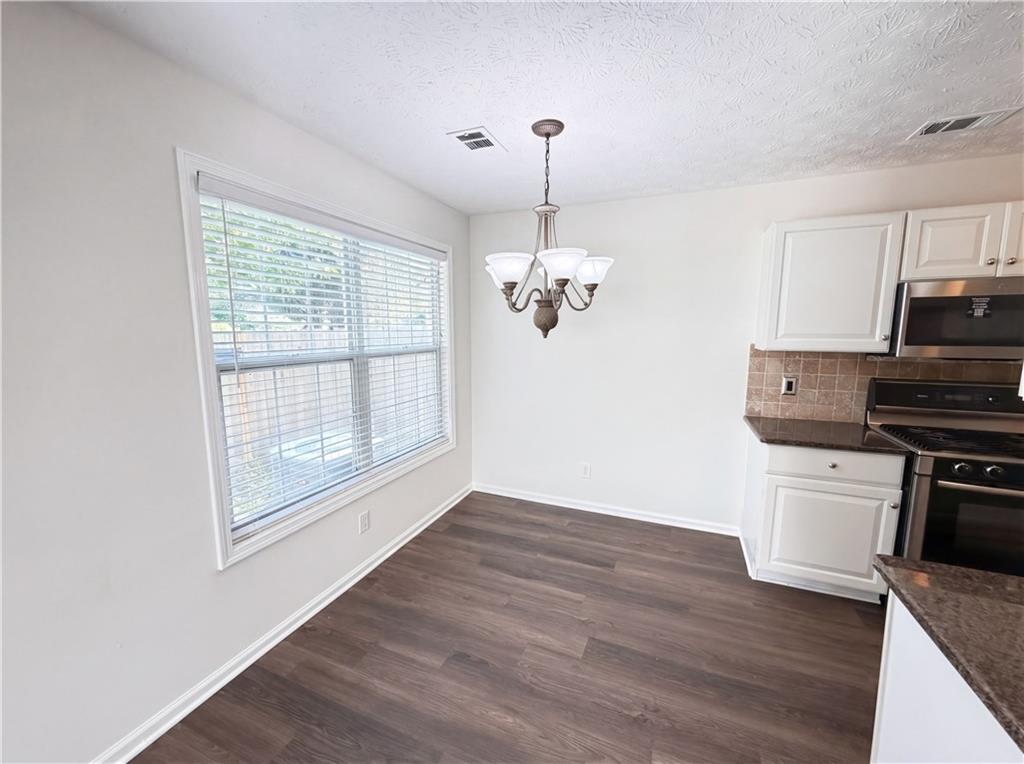13331 Harpley Court Alpharetta, GA 30004 - Photo 7 of 20