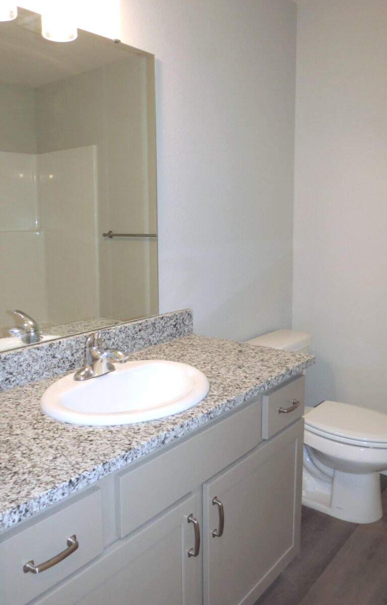 3801 West Riley Street Bolivar, MO 65613 - Photo 32 of 38 IMG_8435