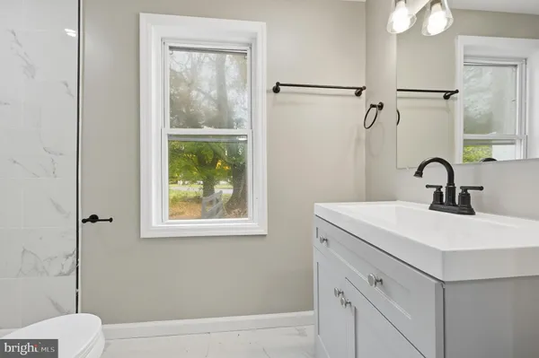 $2,500 | 667 South Broadway, Pennsville, NJ 08070