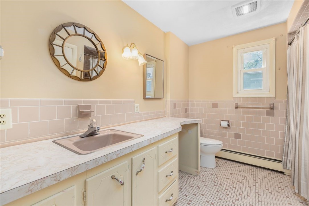 3 Cedar Path Lincoln, RI 02865 - Photo 10 of 37 Gallery Image 10