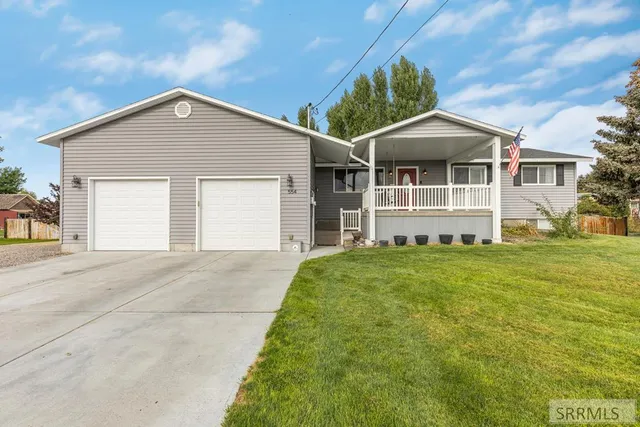 $450,000 | 554 North Park, Shelley, ID 83274