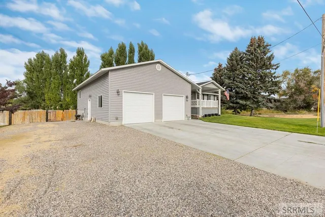 $450,000 | 554 North Park, Shelley, ID 83274