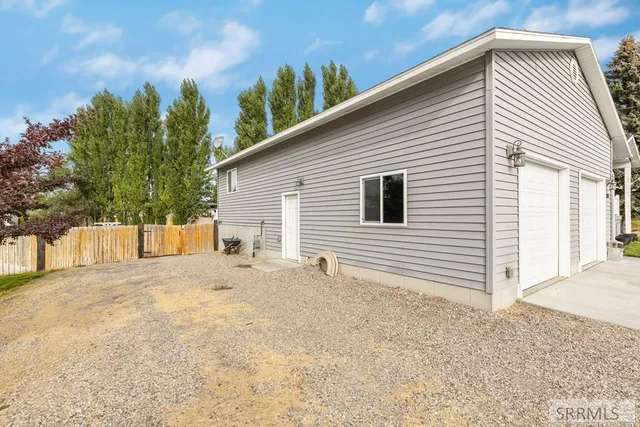 $450,000 | 554 North Park, Shelley, ID 83274