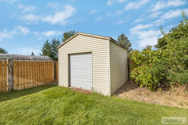 $450,000 | 554 North Park, Shelley, ID 83274