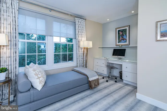 $965,000 | 8 Greenholm Street, Unit 3, Princeton, NJ 08540