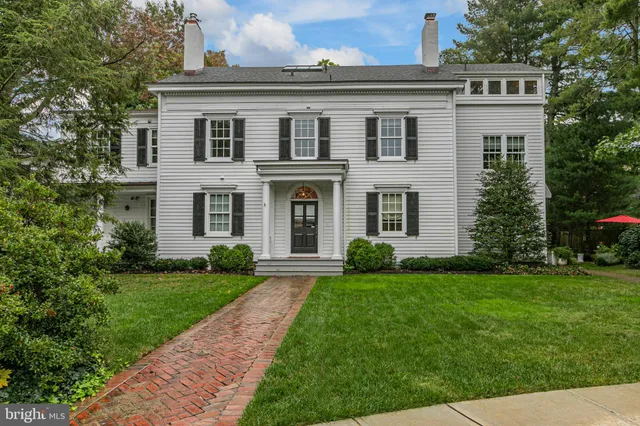 $965,000 | 8 Greenholm Street, Unit 3, Princeton, NJ 08540