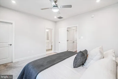 $540,312 | 6732 Belcrest Road, Hyattsville, MD 20782