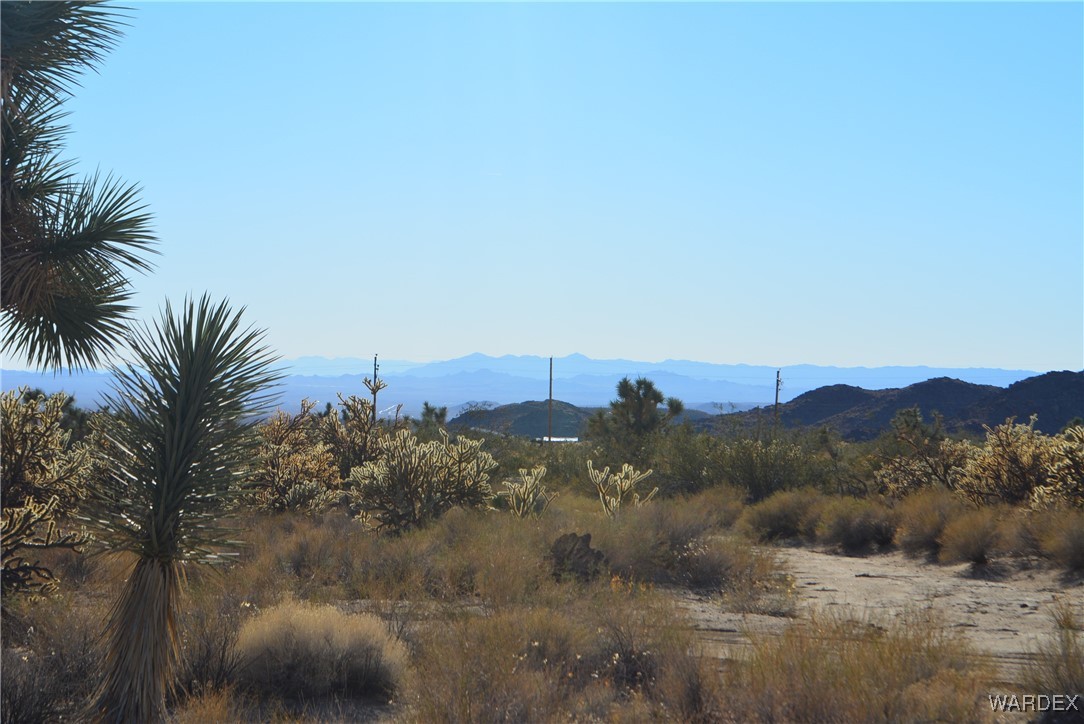 11626 Sherry Road Yucca, AZ 86438 - Photo 30 of 56 a view of a mountain