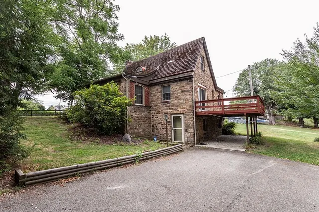 a house view with a garden space